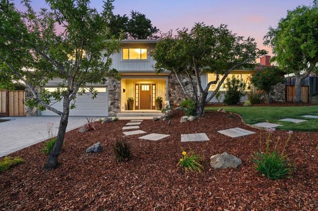 2740 Comstock Circle, Belmont, CA 94002