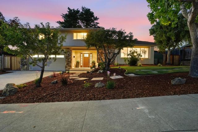 2740 Comstock Circle, Belmont, CA 94002