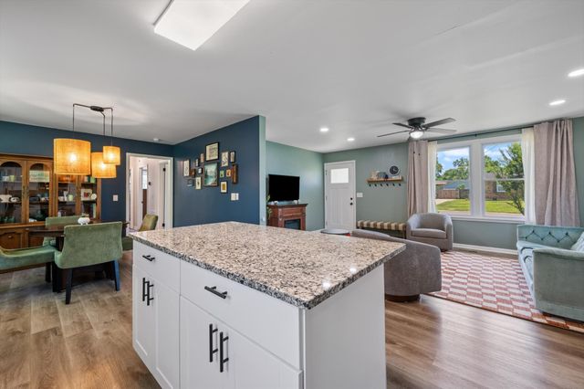 4848 Whittier Dr, Old Hickory, TN 37138