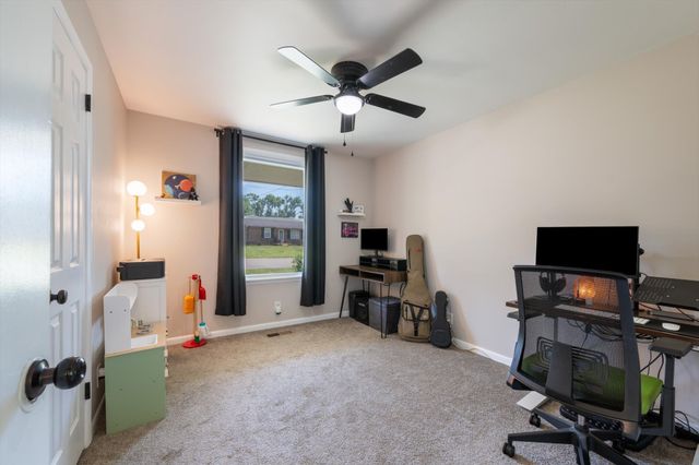 4848 Whittier Dr, Old Hickory, TN 37138