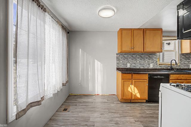 4452 Muriel Drive, Flint, MI 48506