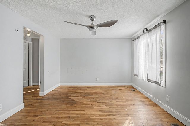 4452 Muriel Drive, Flint, MI 48506