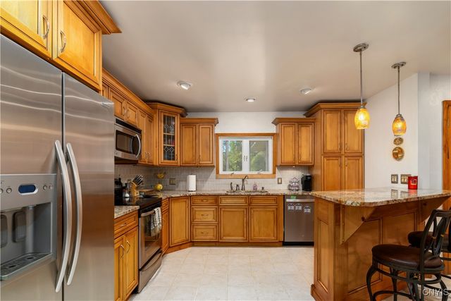 21 Huyck Avenue, Fairfield, NY 13406