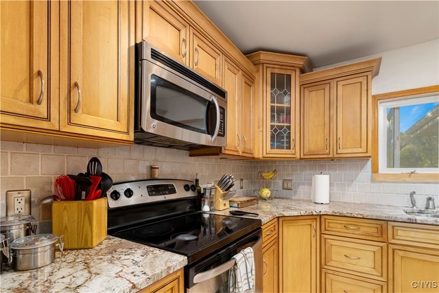 21 Huyck Avenue, Fairfield, NY 13406