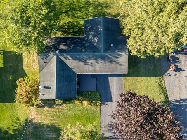 21 Huyck Avenue, Fairfield, NY 13406