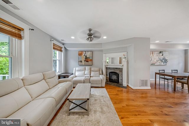 723 QUEBEC PL NW, Washington, DC 20010