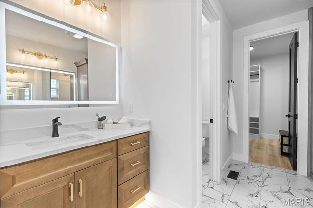 403 Rayburn Avenue, St Louis, MO 63127