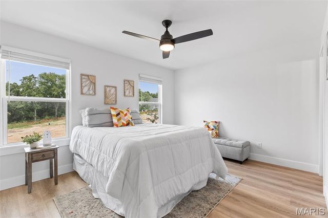 403 Rayburn Avenue, St Louis, MO 63127