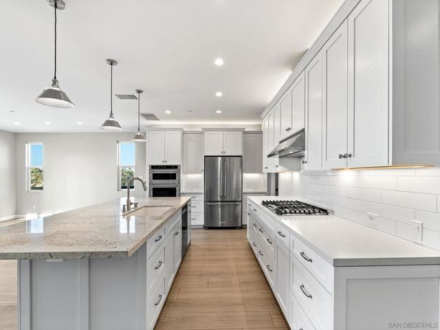 2954 Copley Ave, San Diego, CA 92116