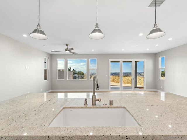 2954 Copley Ave, San Diego, CA 92116