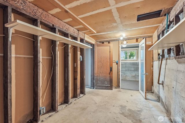 2714 204th Street SW, Lynnwood, WA 98036