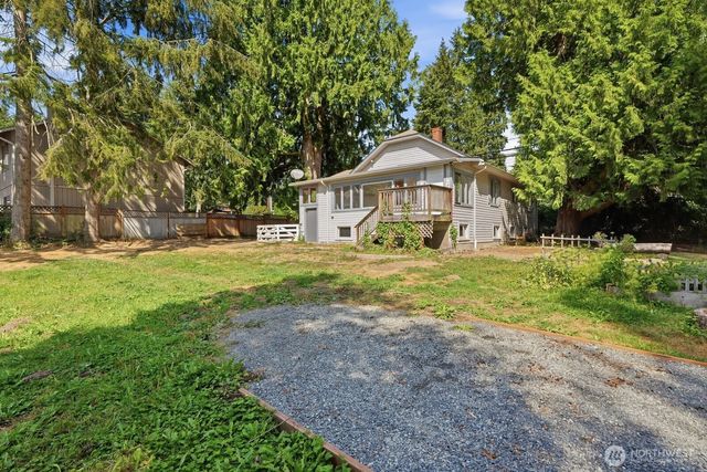2714 204th Street SW, Lynnwood, WA 98036