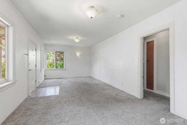 2714 204th Street SW, Lynnwood, WA 98036