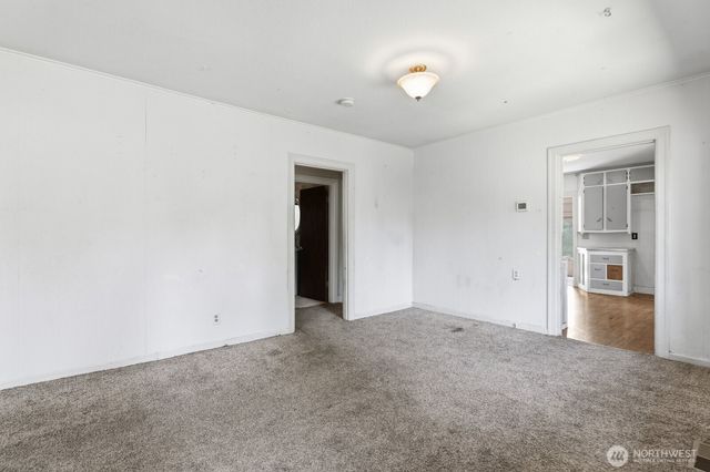 2714 204th Street SW, Lynnwood, WA 98036