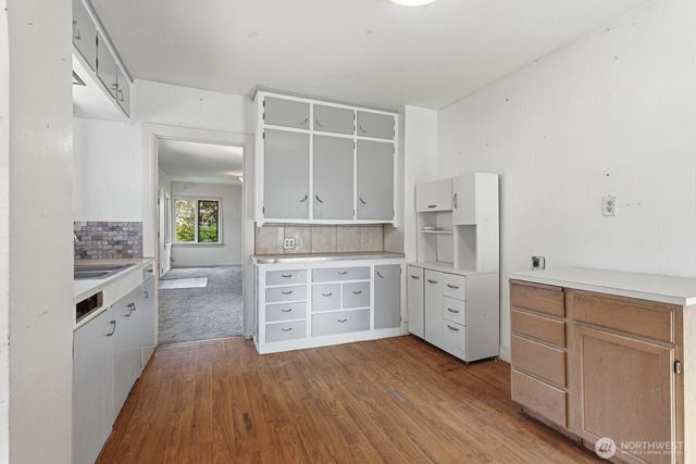 2714 204th Street SW, Lynnwood, WA 98036
