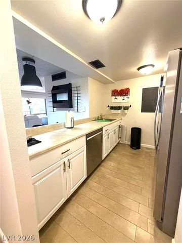 205 East Harmon Avenue 219, Las Vegas, NV 89169