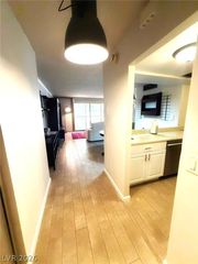 205 East Harmon Avenue 219, Las Vegas, NV 89169