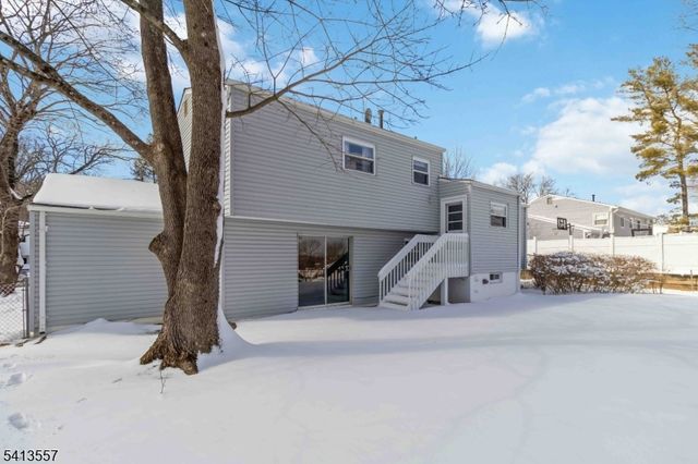 31 Saint Marys Dr, Roxbury Twp., NJ 07876