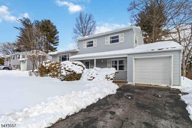 31 Saint Marys Dr, Roxbury Twp., NJ 07876