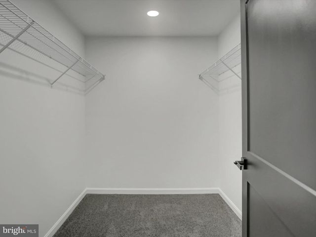 16 E MAIN ST, Newburg, PA 17240