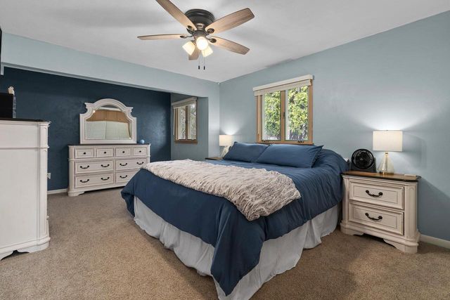 18 Brakefield Drive, Janesville, WI 53546