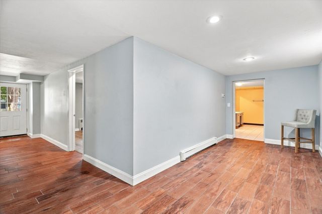 35 Swift Rd, Framingham, MA 01702