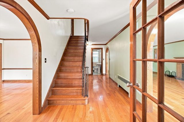 35 Swift Rd, Framingham, MA 01702