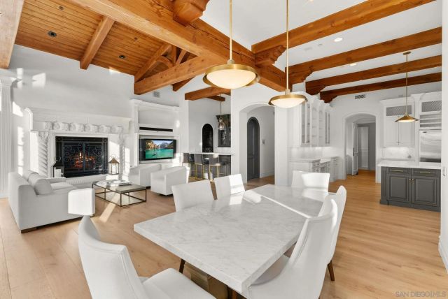 18446 Calle La Serra, Rancho Santa Fe, CA 92091