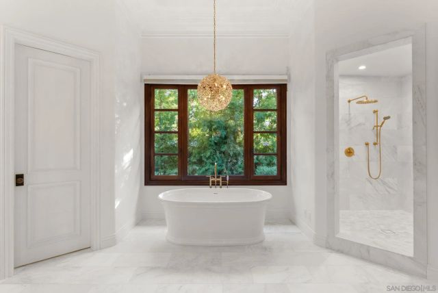 18446 Calle La Serra, Rancho Santa Fe, CA 92091