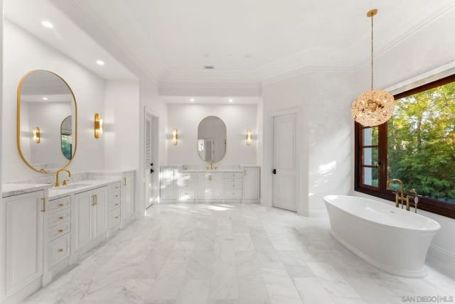 18446 Calle La Serra, Rancho Santa Fe, CA 92091