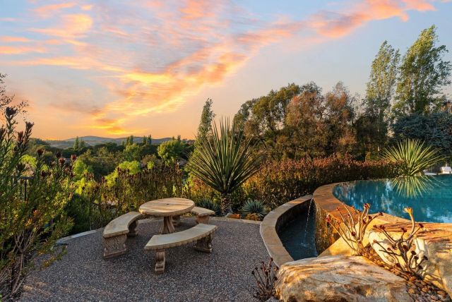 18446 Calle La Serra, Rancho Santa Fe, CA 92091