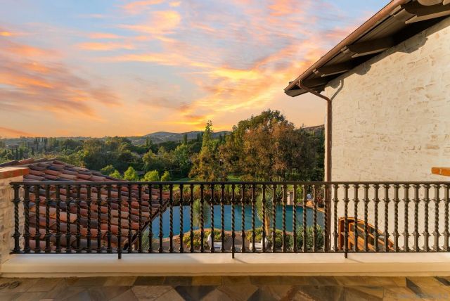 18446 Calle La Serra, Rancho Santa Fe, CA 92091