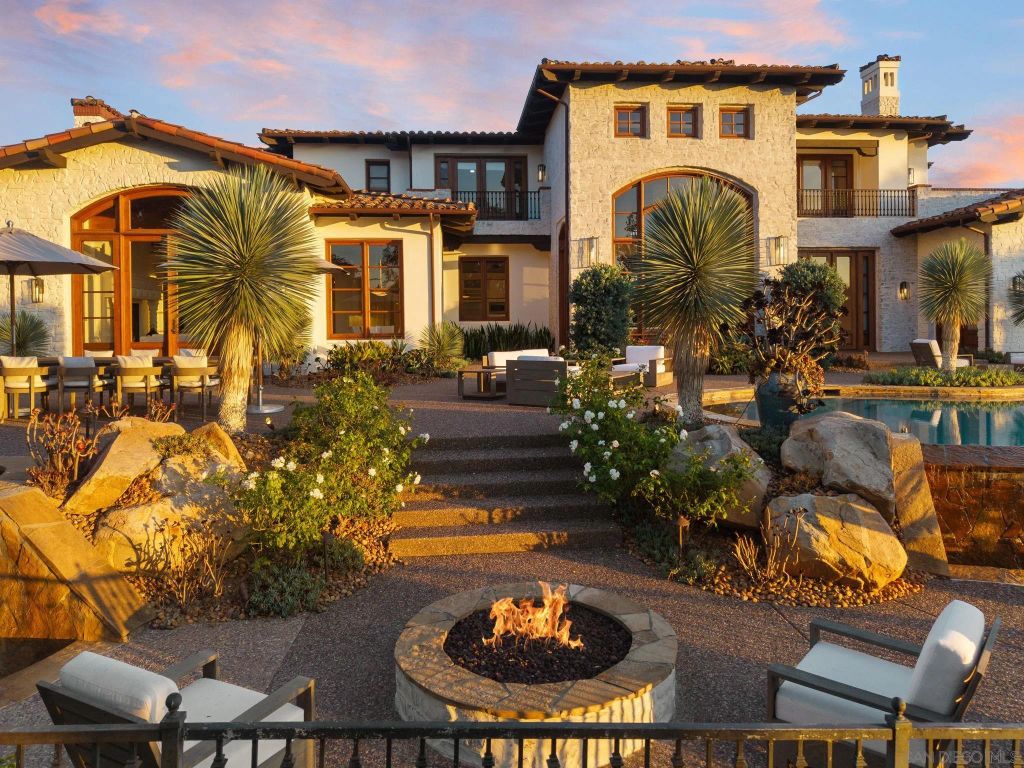 18446 Calle La Serra, Rancho Santa Fe, CA 92091