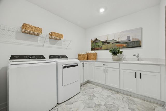 18328 Huntley Trail, Lakeville, MN 55044