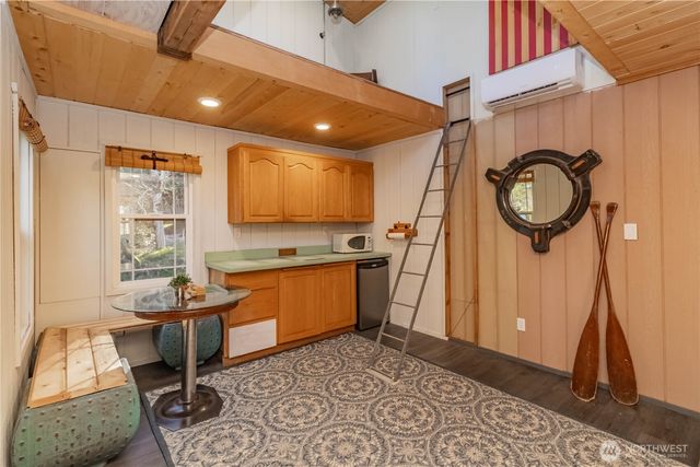 826 E Herron Blvd NW, Lakebay, WA 98349