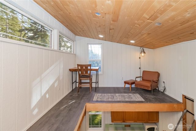 826 E Herron Blvd NW, Lakebay, WA 98349