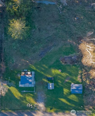 826 E Herron Blvd NW, Lakebay, WA 98349