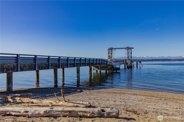 826 E Herron Blvd NW, Lakebay, WA 98349