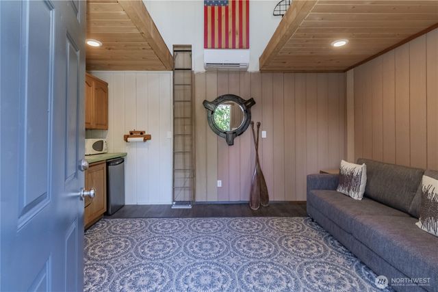 826 E Herron Blvd NW, Lakebay, WA 98349