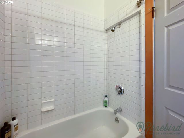 1802 Se MORRISON St 1, Portland, OR 97214