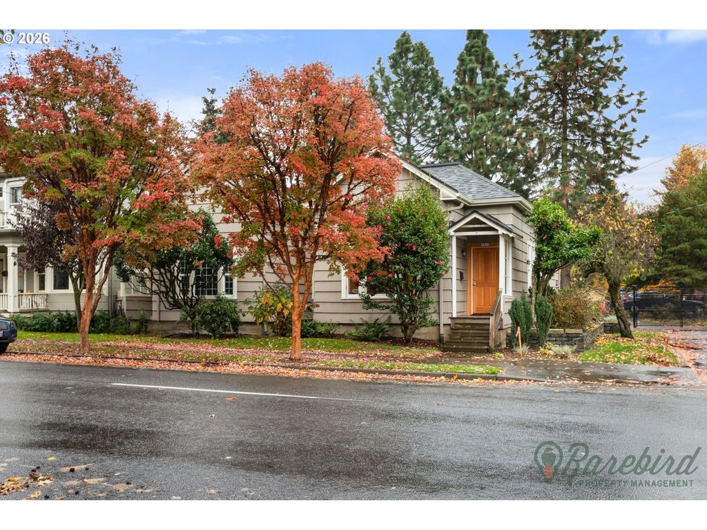 1802 Se MORRISON St 1, Portland, OR 97214