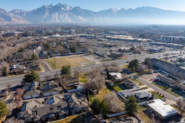 6960 S 900 E, Midvale, UT 84047