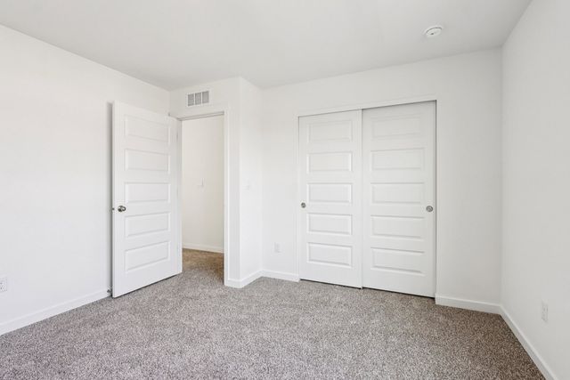 1209 Vista Drive, Hampshire, IL 60140