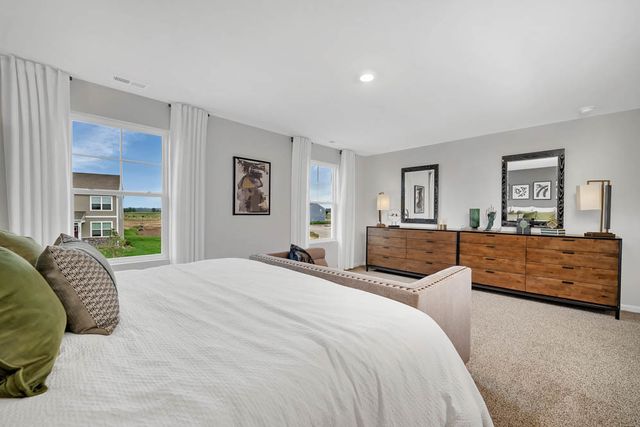 1209 Vista Drive, Hampshire, IL 60140