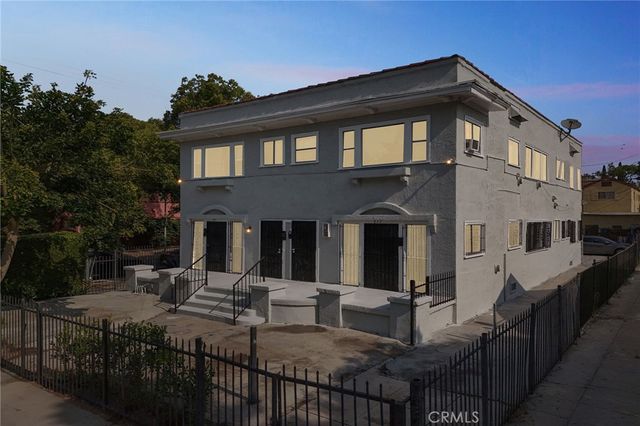 875 W 41st Drive, Los Angeles, CA 90037