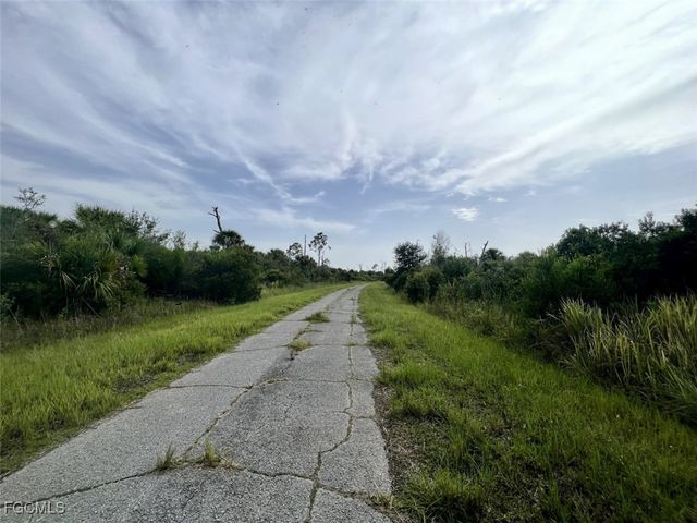 Ewen DR, North Port, FL 34288