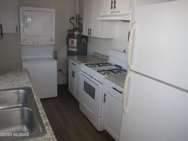 4713 E 1st, Tucson, AZ 85711