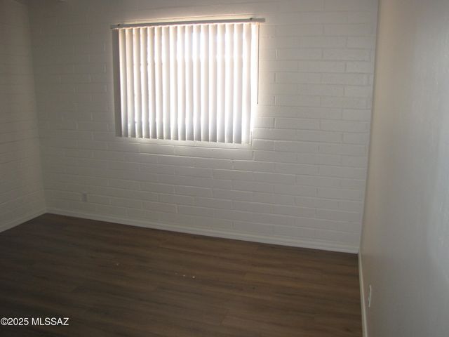 4713 E 1st, Tucson, AZ 85711