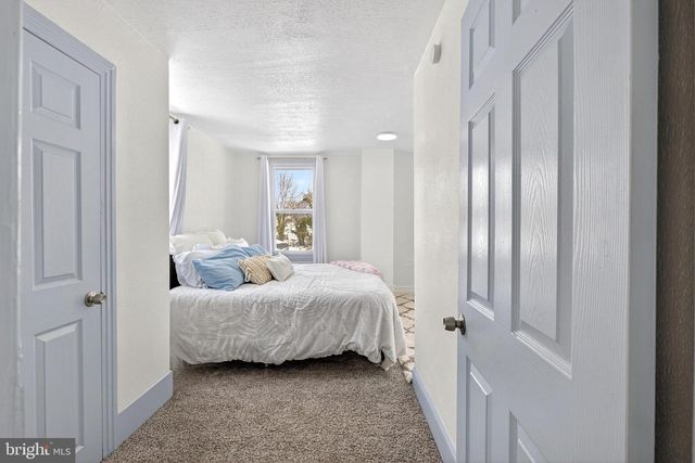 631 COMMERCE ST, Townsend, DE 19734