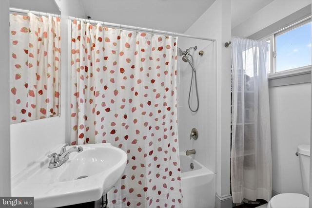 631 COMMERCE ST, Townsend, DE 19734